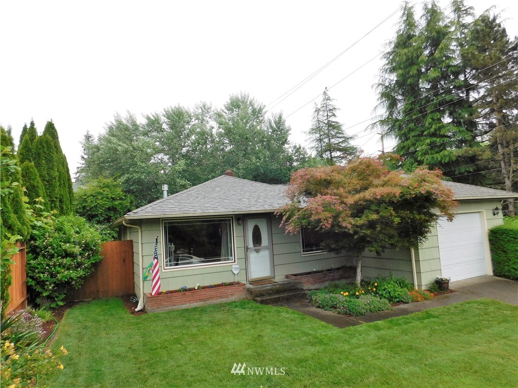 1548 Boulevard Road Southeast Olympia, WA 98501 - Photo 2 of 22 Gallery Image 2