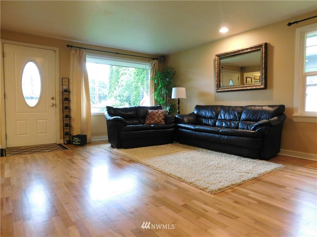 1548 Boulevard Road Southeast Olympia, WA 98501 - Photo 6 of 22 Gallery Image 6