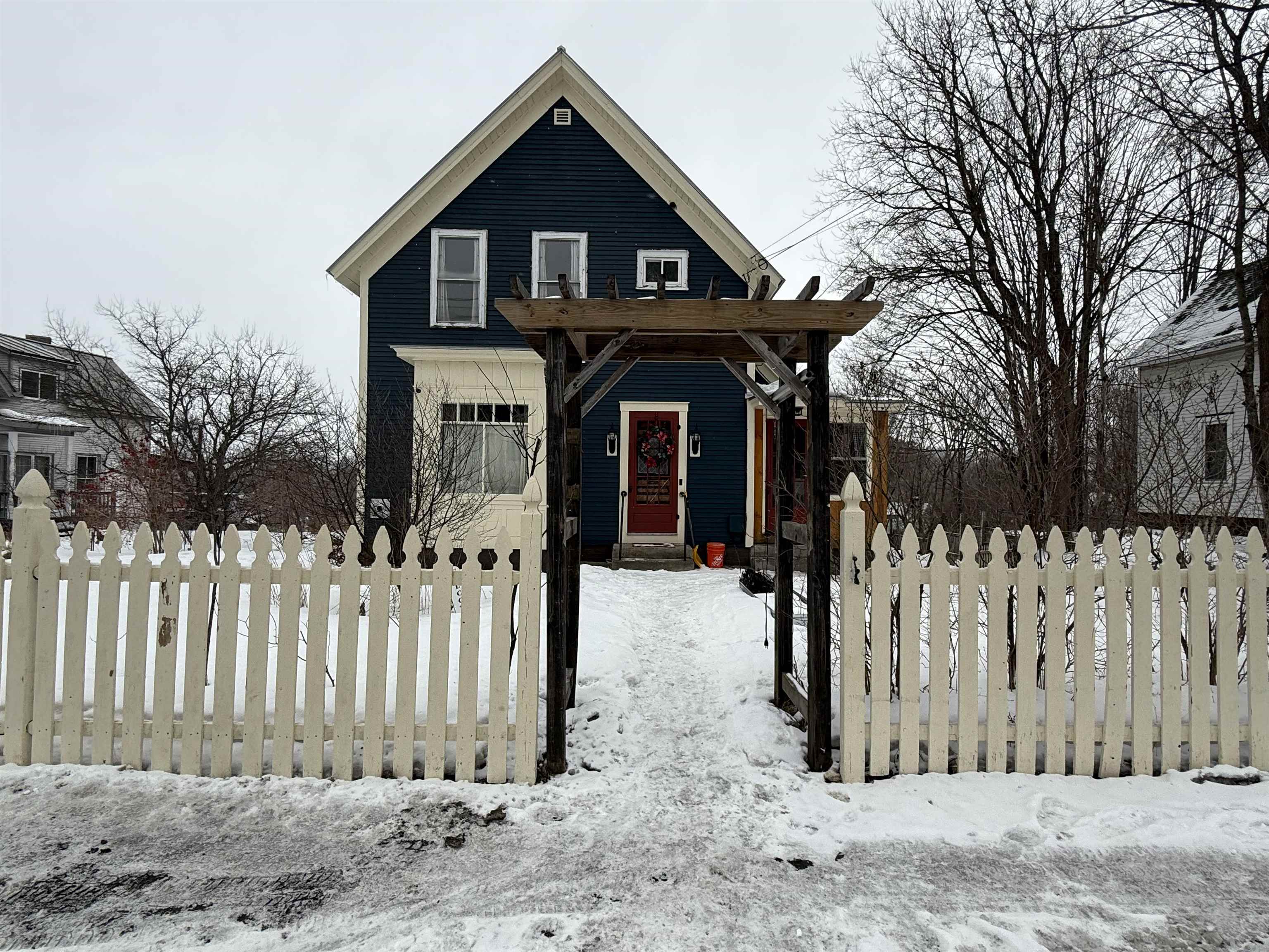 50 South Pleasant Street Randolph, VT 05060 - Photo 2 of 32