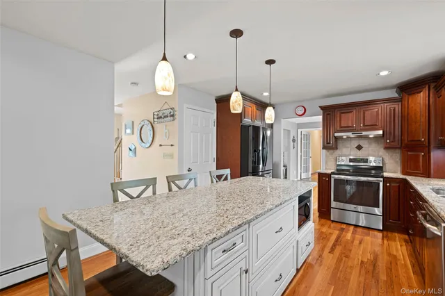 $999,000 | 3 Josephine Drive, Washingtonville, NY 10992