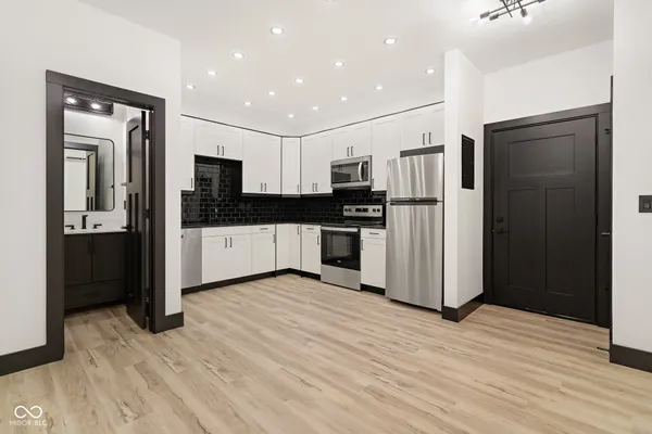 $1,100 | 1013 14th Street, Columbus, IN 47201