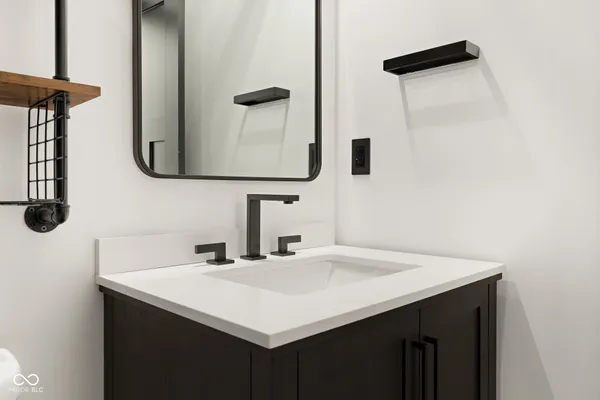 $1,100 | 1013 14th Street, Columbus, IN 47201