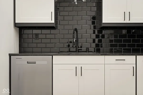 $1,100 | 1013 14th Street, Columbus, IN 47201