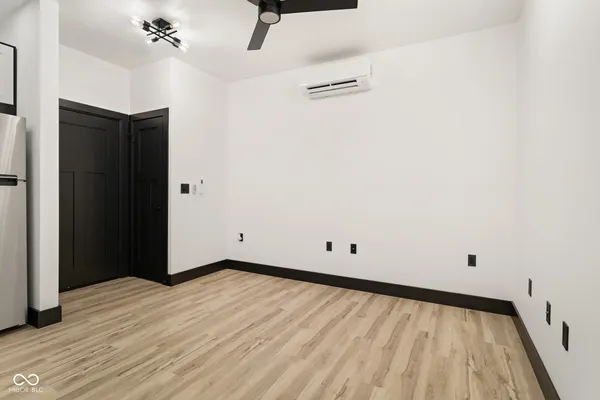 $1,100 | 1013 14th Street, Columbus, IN 47201