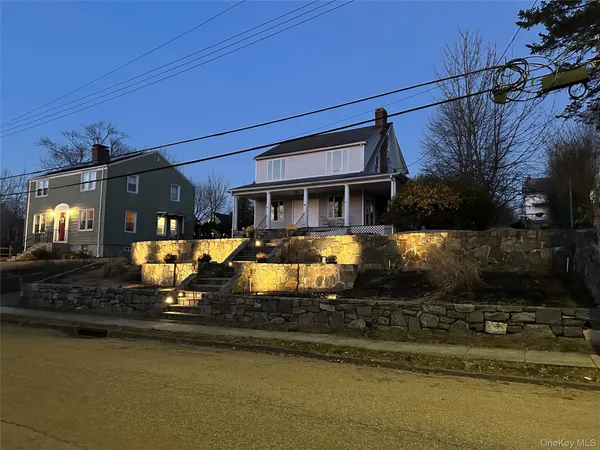 a view of a house with swimming pool