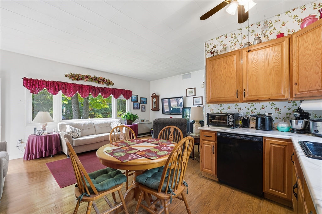 44 Hemlock Drive Lunenburg, MA 01462 - Photo 8 of 23