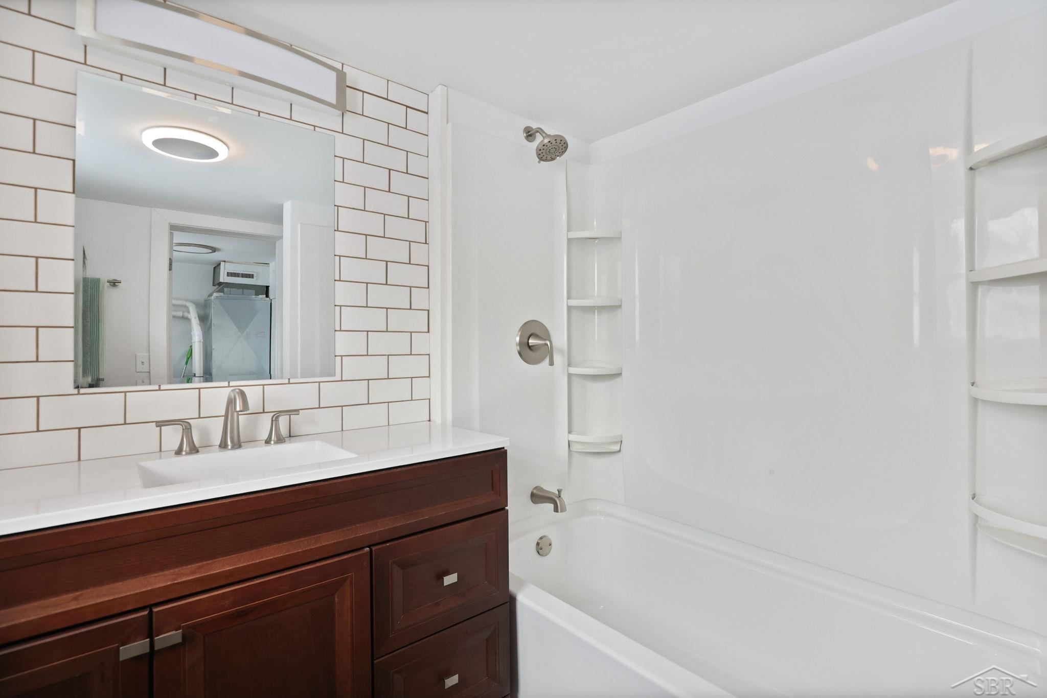39 Spruce Ridge Drive Bay City, MI 48706 - Photo 7 of 21