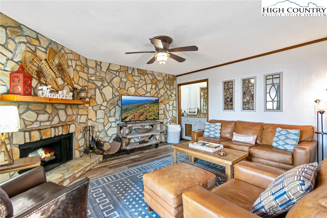 301 Pinnacle Inn Road, Unit 2210 Beech Mountain, NC 28604 - Photo 22 of 47 Gallery Image 22