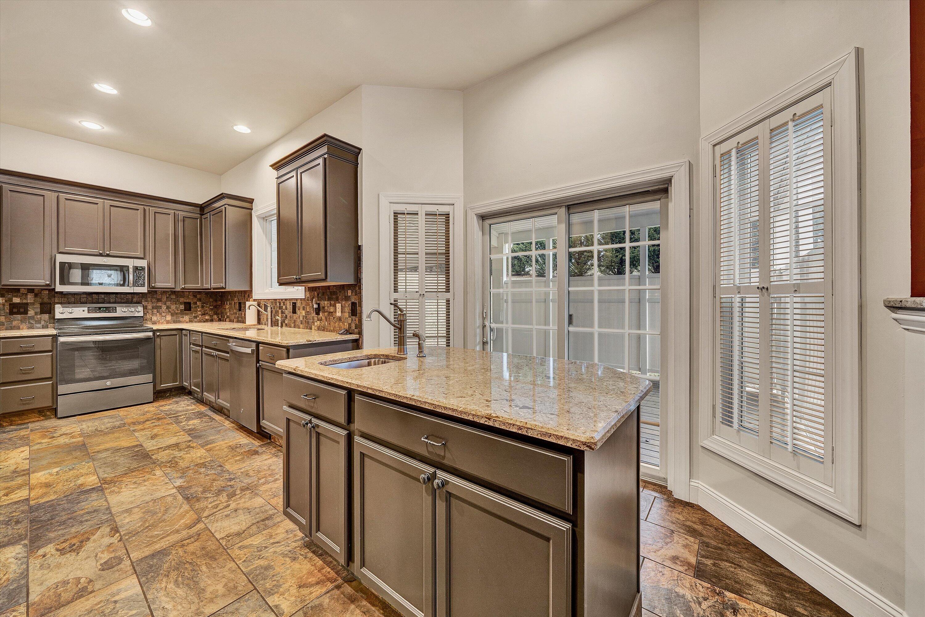 116 Dustys Road Covington, VA 24426 - Photo 24 of 96 024-DSC00034