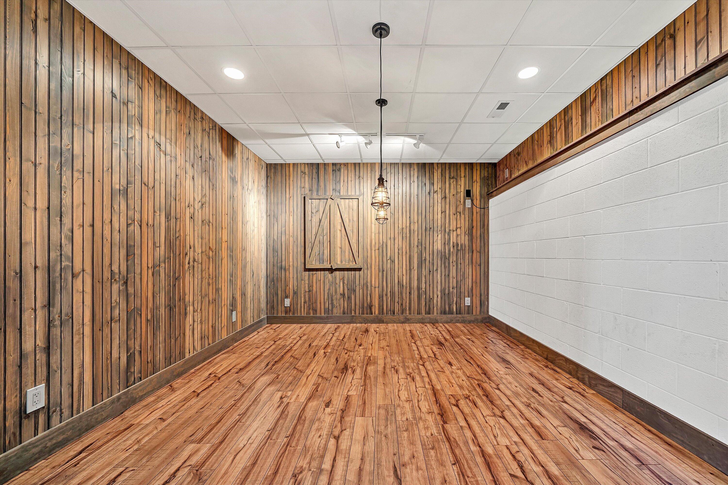 116 Dustys Road Covington, VA 24426 - Photo 38 of 96 038-DSC00097