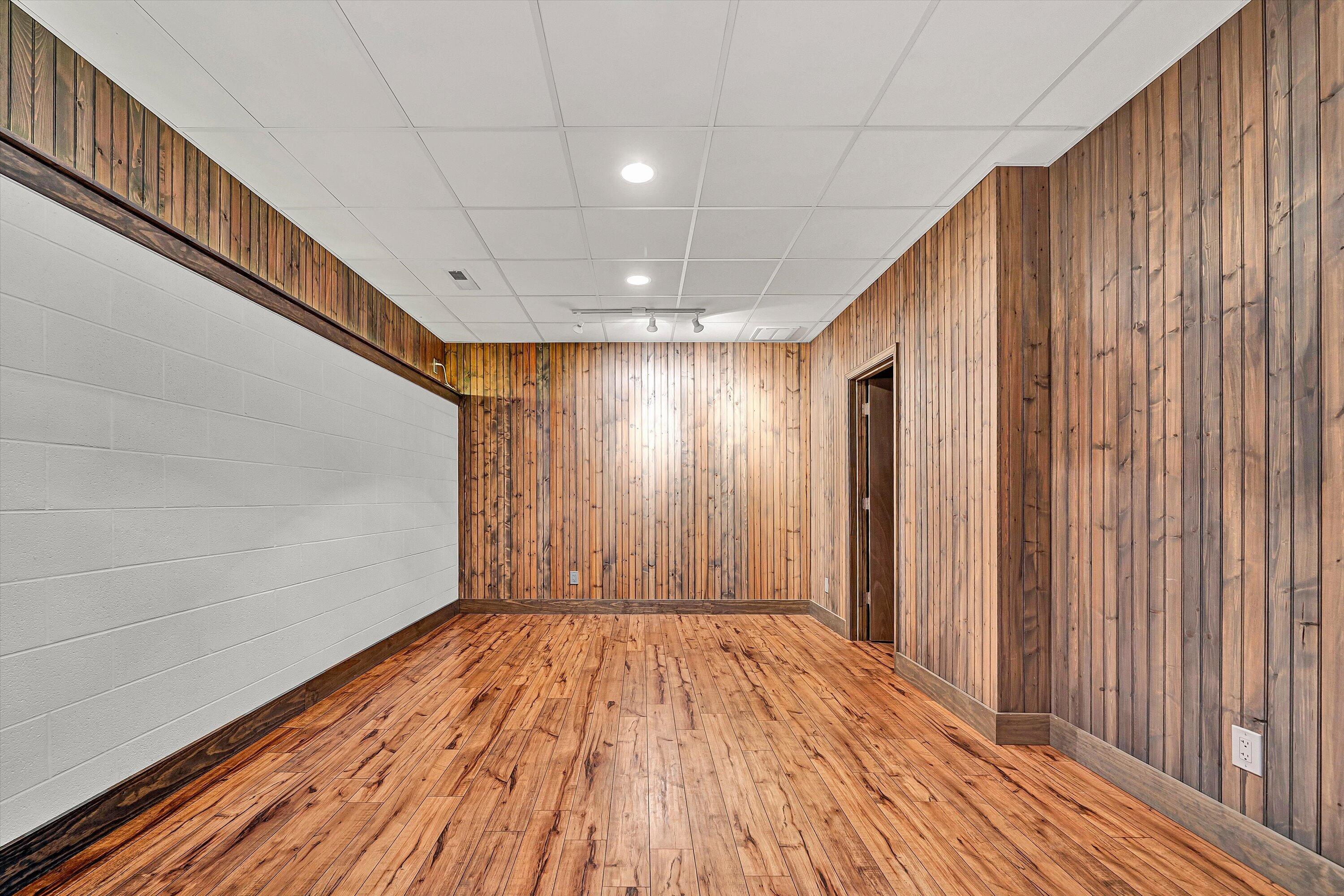 116 Dustys Road Covington, VA 24426 - Photo 39 of 96 039-DSC00100