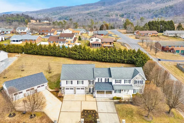 $599,000 | 116 Dustys Road, Covington, VA 24426