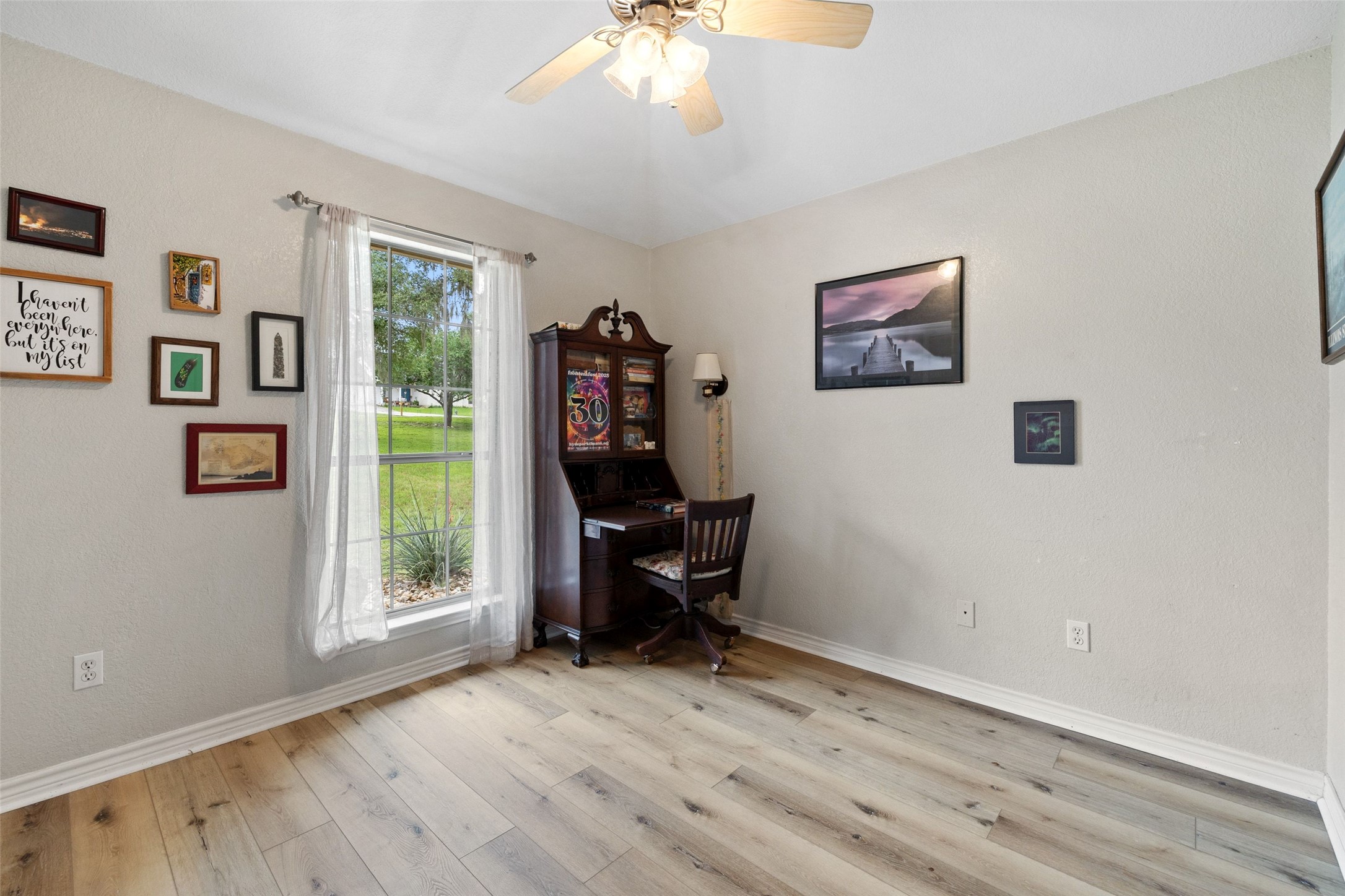 135 Barton Road San Marcos, TX 78666 - Photo 12 of 29 Amazing natural lit bedroom