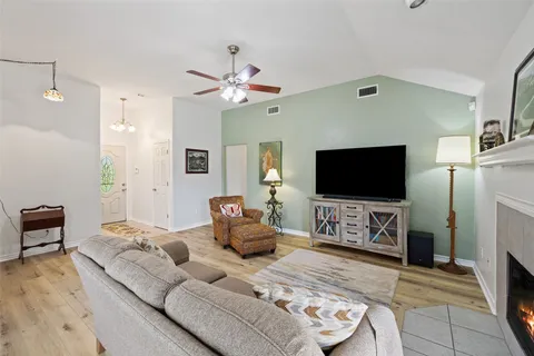 $350,000 | 135 Barton Road, San Marcos, TX 78666