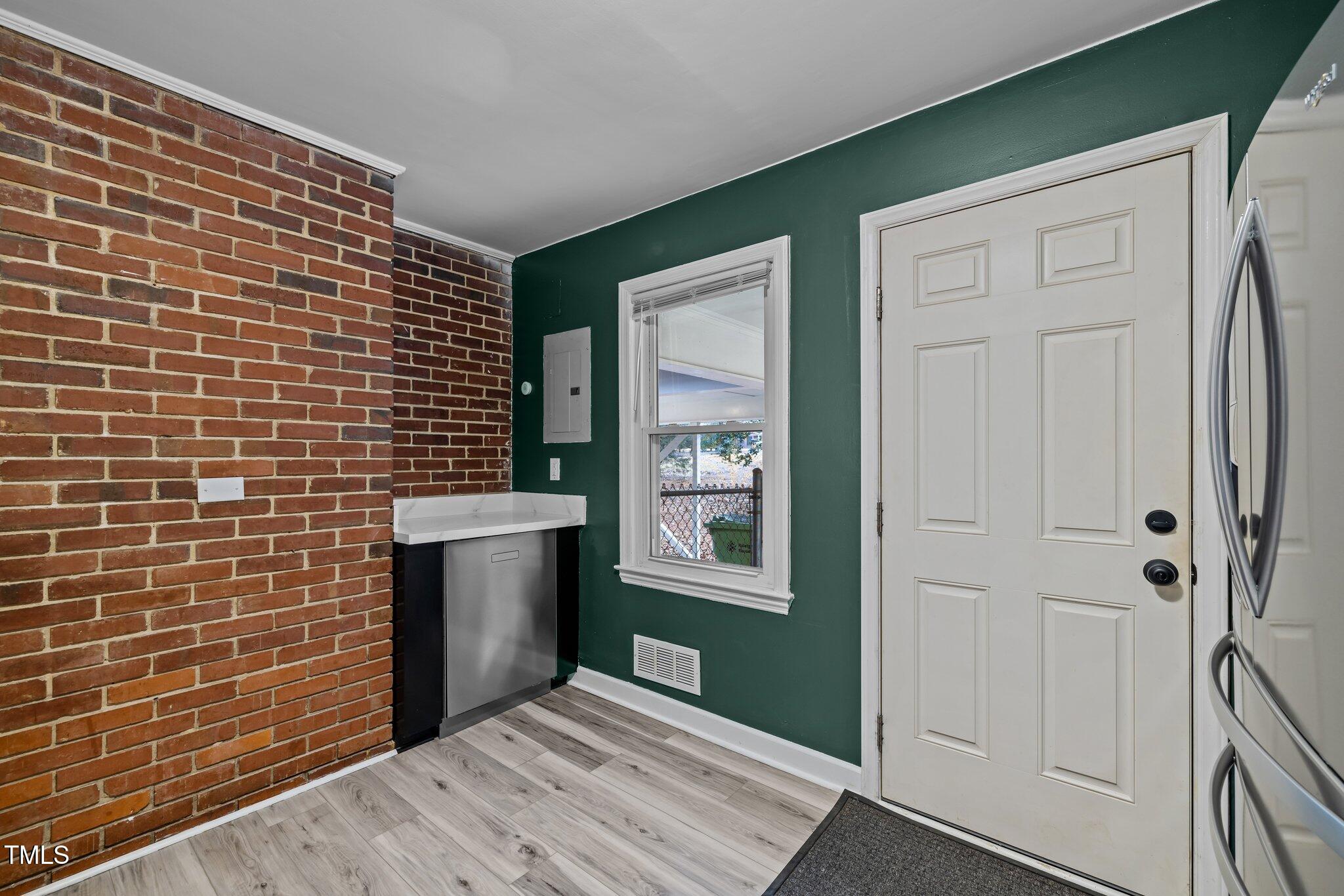 3411 Octavia Street Raleigh, NC 27606 - Photo 14 of 29 9-web-or-mls-5Z8A5363