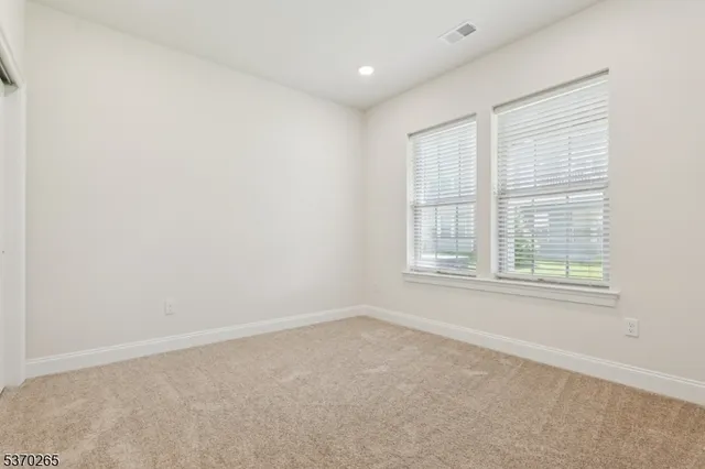 $875,000 | 6 Lilac Drive, Warren, NJ 07059