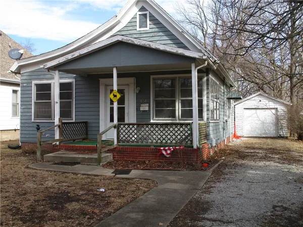 $55,500 | 604 Kitchell Street, Pana, IL 62557