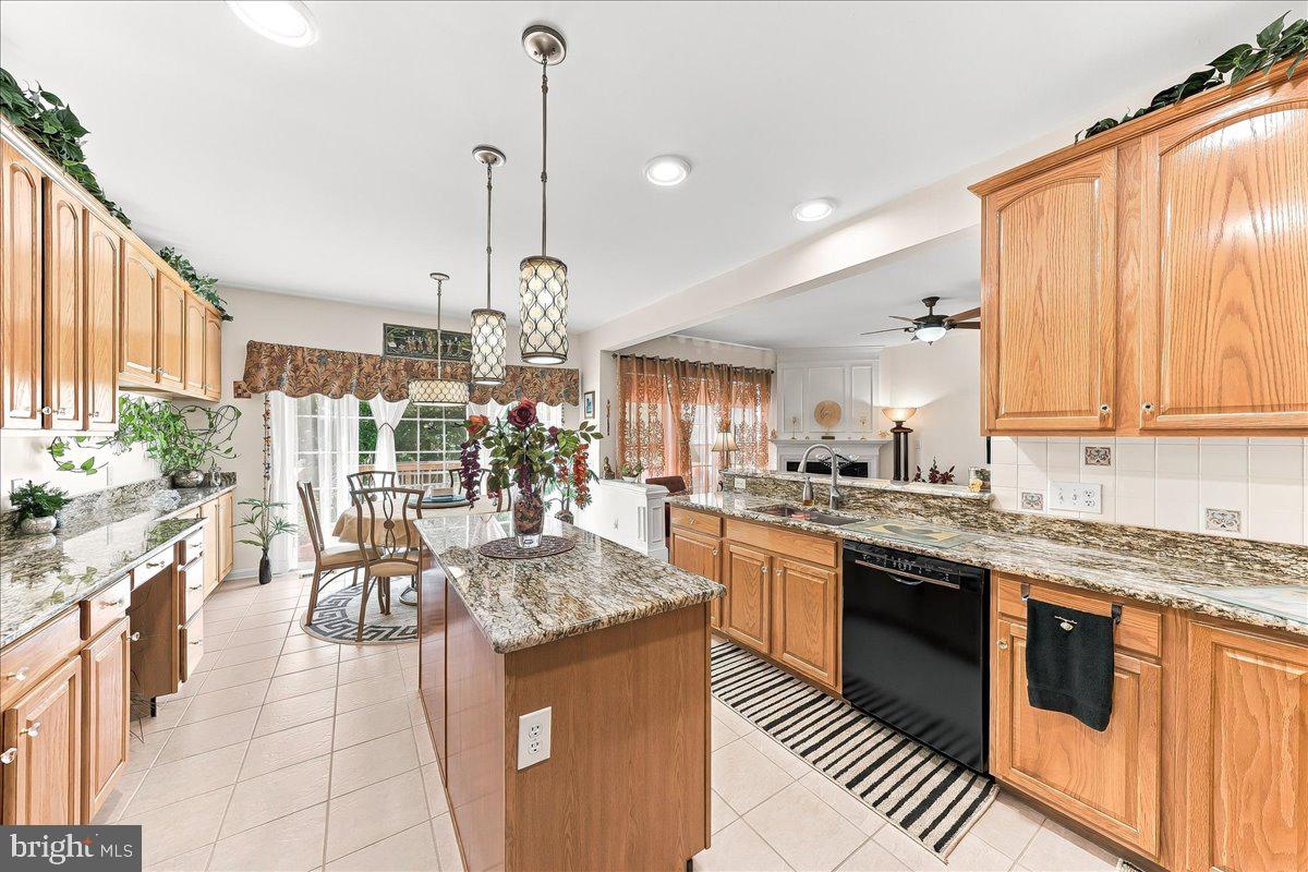 8 Ridings Way West Chester, PA 19382 - Photo 15 of 46 Open Kitchen