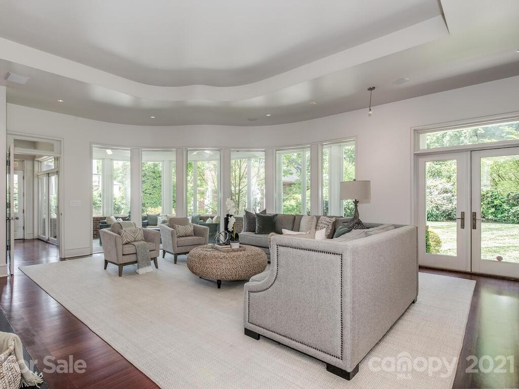 1700 Brandon Road Charlotte, NC 28207 - Photo 18 of 48 Gallery Image 18