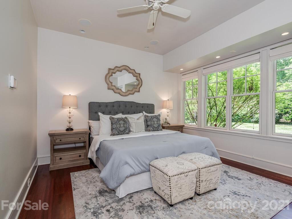 1700 Brandon Road Charlotte, NC 28207 - Photo 22 of 48 Gallery Image 22