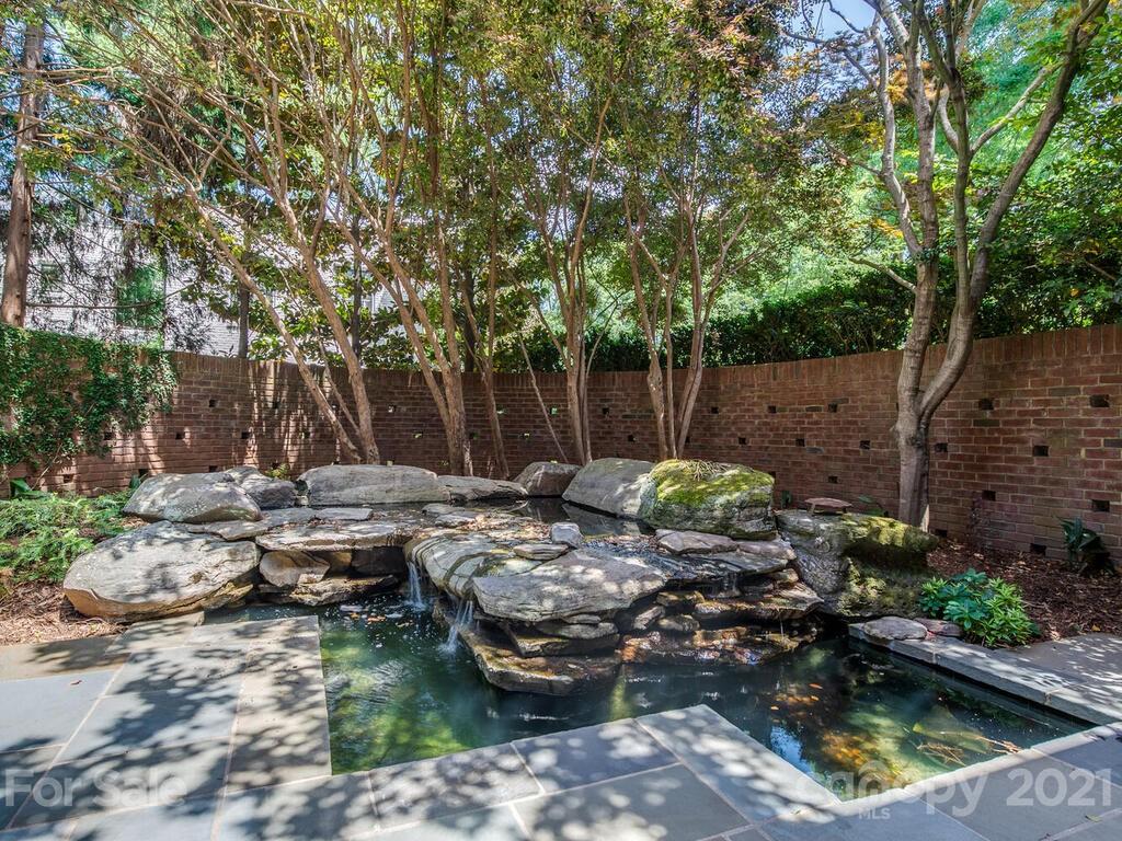 1700 Brandon Road Charlotte, NC 28207 - Photo 29 of 48 Gallery Image 29