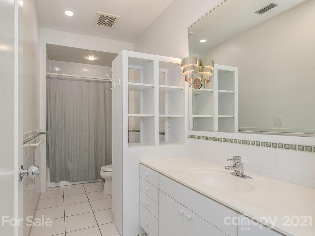 1700 Brandon Road Charlotte, NC 28207 - Photo 32 of 48 Gallery Image 32