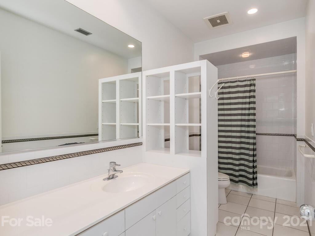 1700 Brandon Road Charlotte, NC 28207 - Photo 36 of 48 Gallery Image 36