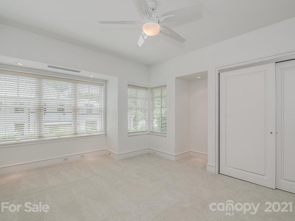 1700 Brandon Road Charlotte, NC 28207 - Photo 39 of 48 Gallery Image 39