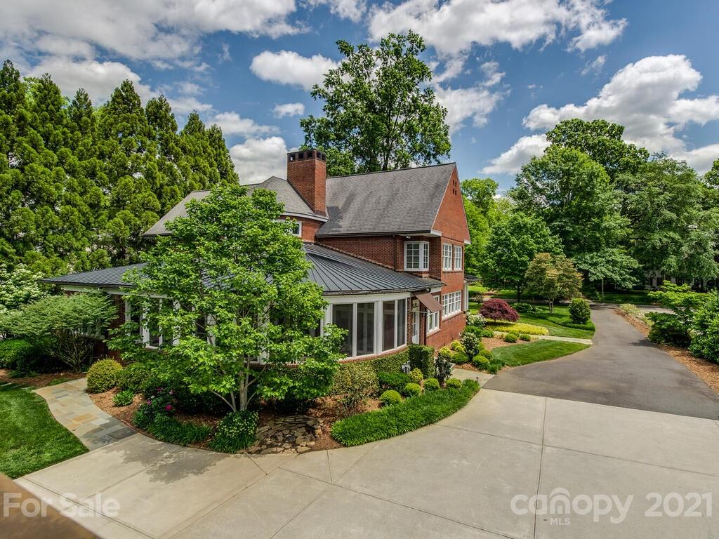 1700 Brandon Road Charlotte, NC 28207 - Photo 45 of 48 Gallery Image 45
