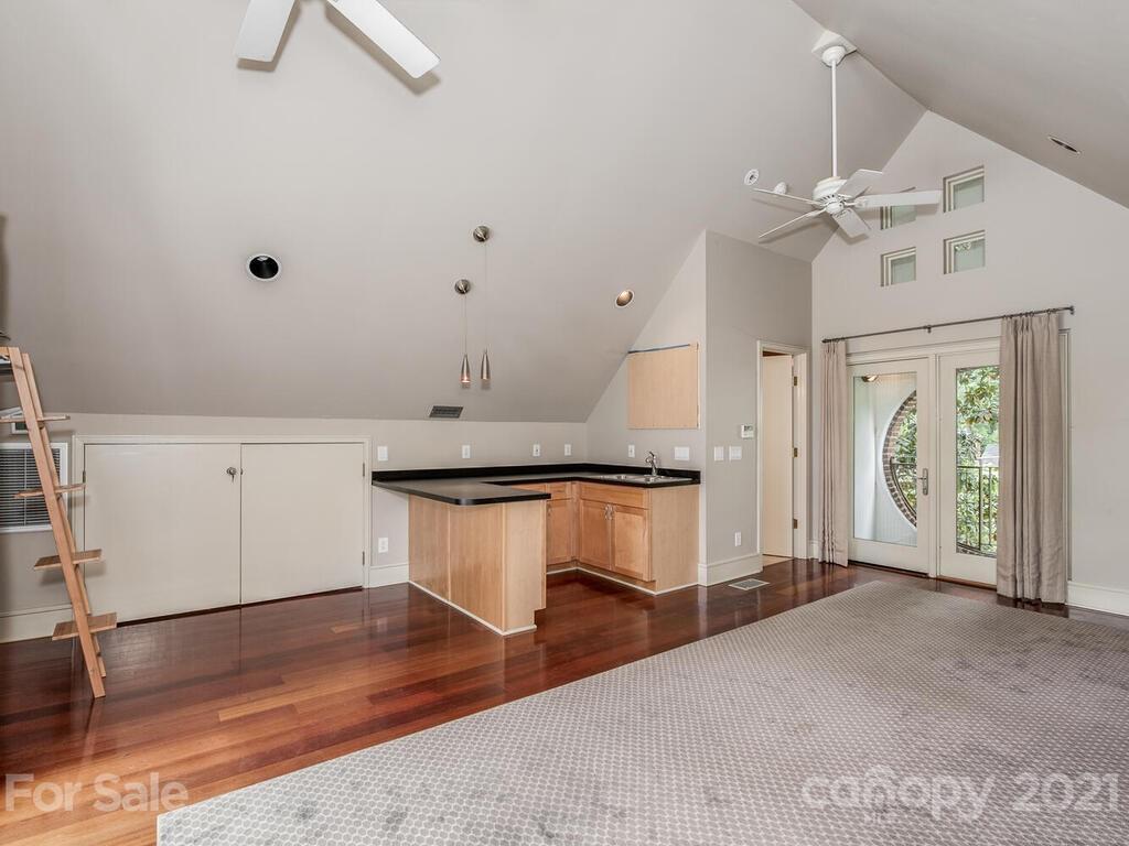 1700 Brandon Road Charlotte, NC 28207 - Photo 46 of 48 Gallery Image 46
