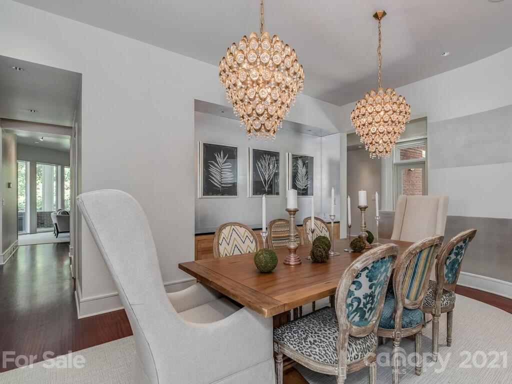 1700 Brandon Road Charlotte, NC 28207 - Photo 9 of 48 Gallery Image 9