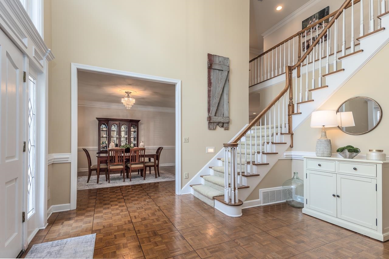 9637 Spring Meade Lane Germantown, TN 38139 - Photo 5 of 25 a view of entryway and hall with a front door