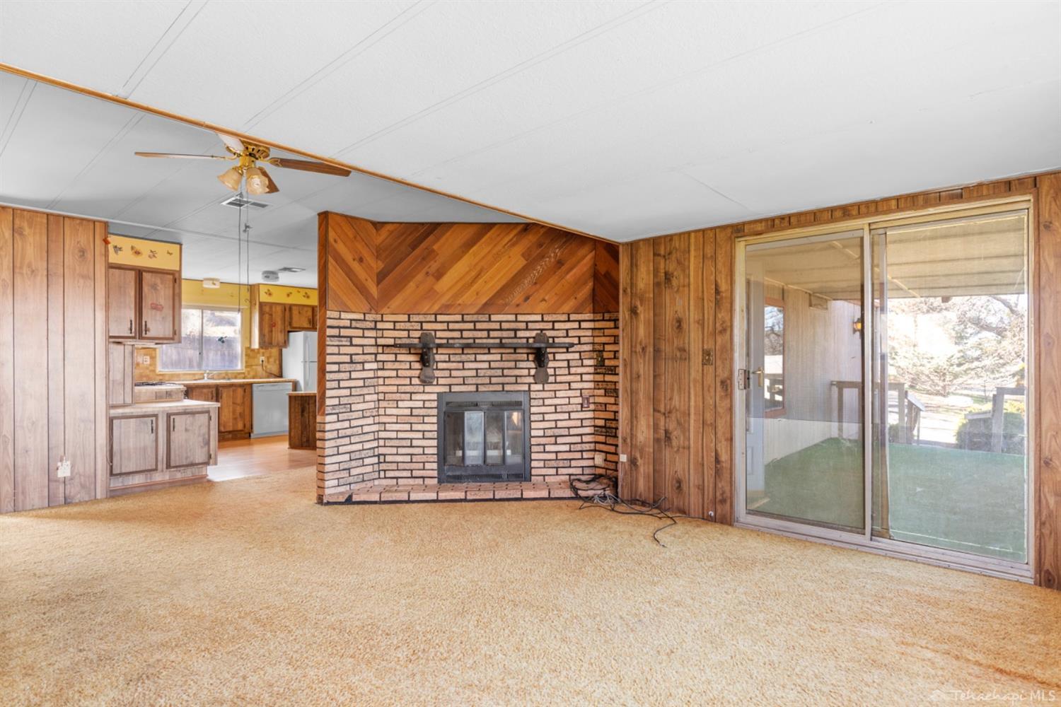 18590 Water Canyon Road Tehachapi, CA 93561 - Photo 4 of 28 Gallery Image 4