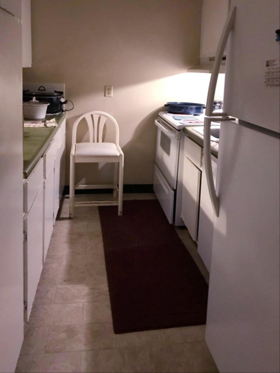 210 Pelham Road, Unit 108C Fort Walton Beach, FL 32547 - Photo 2 of 8 a view of a kitchen with washer and dryer