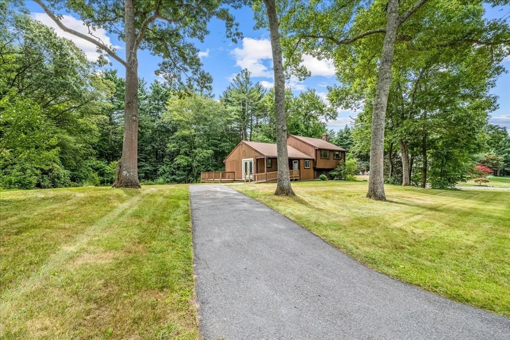 110 Queens Brook Road Pembroke, MA 02359 - Photo 3 of 40 Gallery Image 3