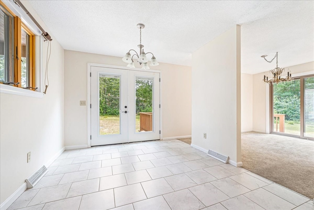 110 Queens Brook Road Pembroke, MA 02359 - Photo 9 of 40 Gallery Image 9