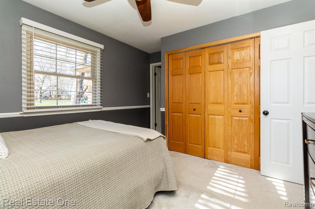 2236 Oklahoma Avenue Rochester Hills, MI 48309 - Photo 27 of 57
