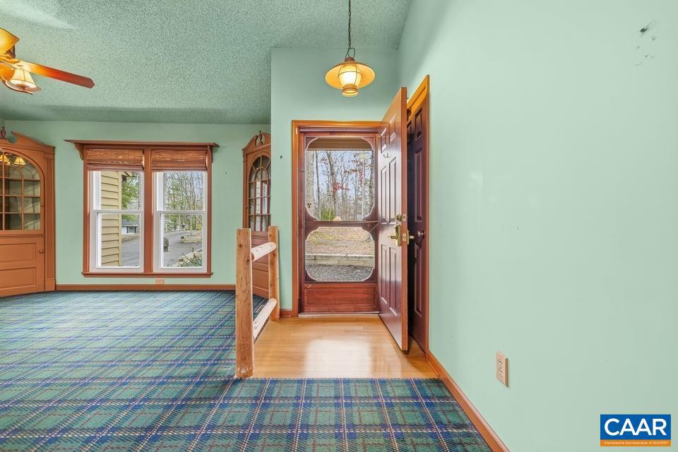 28 Out Of Bounds Road Palmyra, VA 22963 - Photo 3 of 41