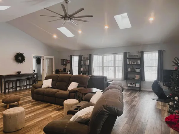 $724,900 | 126 Governors Road, Rochester, NH 03867