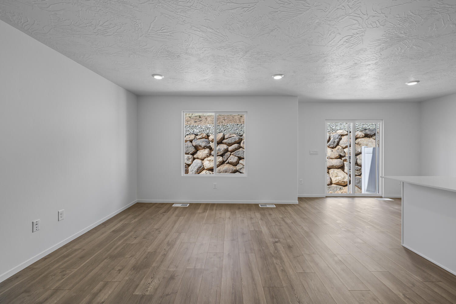 2195 Wolverine Way, Unit 2455 Washington, UT 84780 - Photo 7 of 43 R6II8302