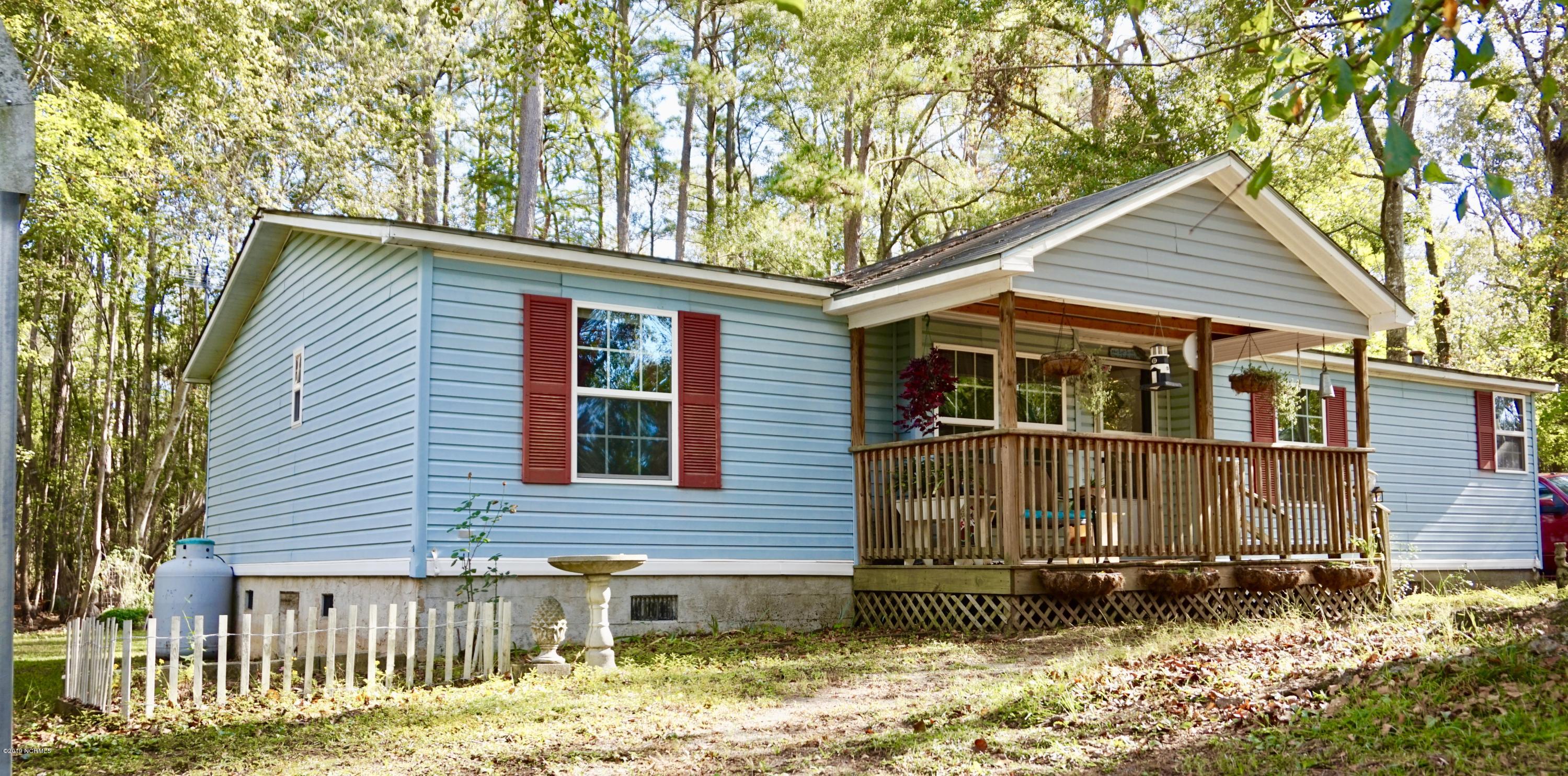 Welcome to 410 Sand Ridge Road, New Bern, NC