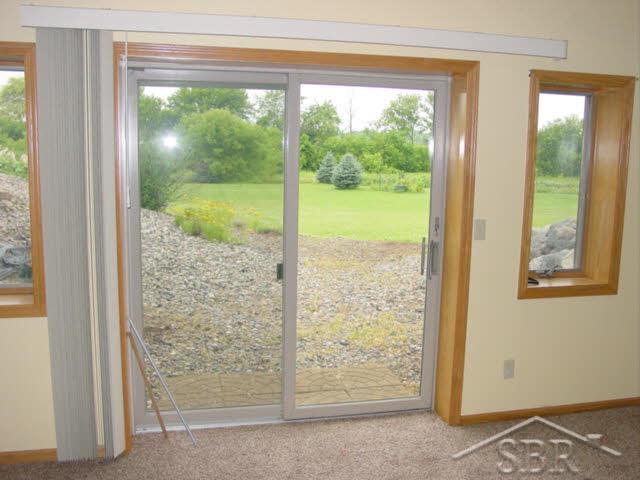 3821 Lone Road Freeland, MI 48623 - Photo 8 of 13 20364480-7.JPG