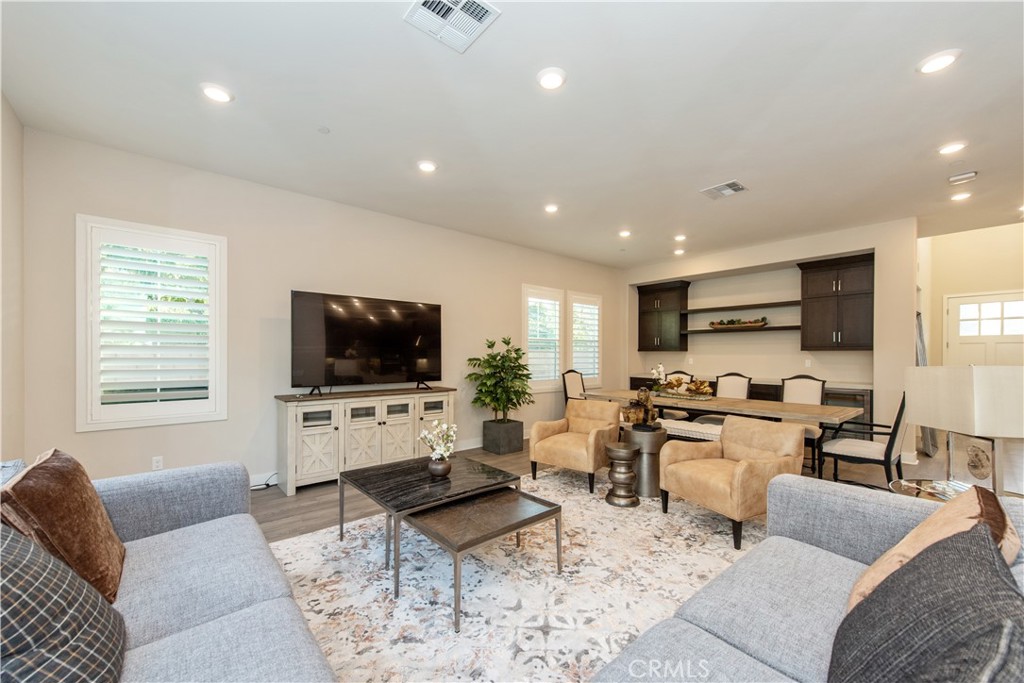 73 Einstein Way Irvine, CA 92618 - Photo 12 of 46