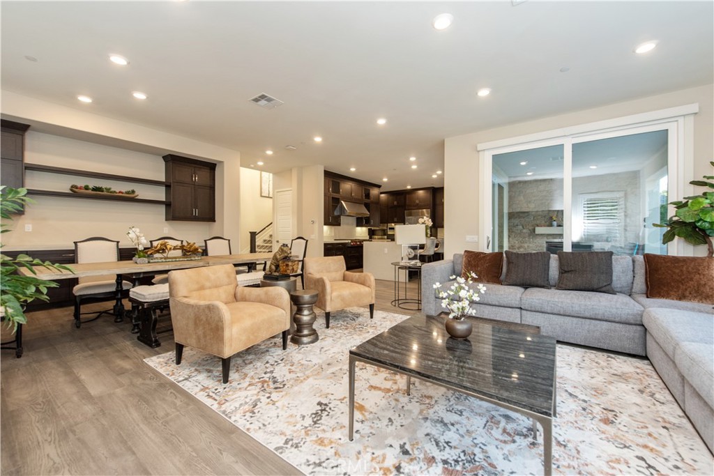 73 Einstein Way Irvine, CA 92618 - Photo 13 of 46