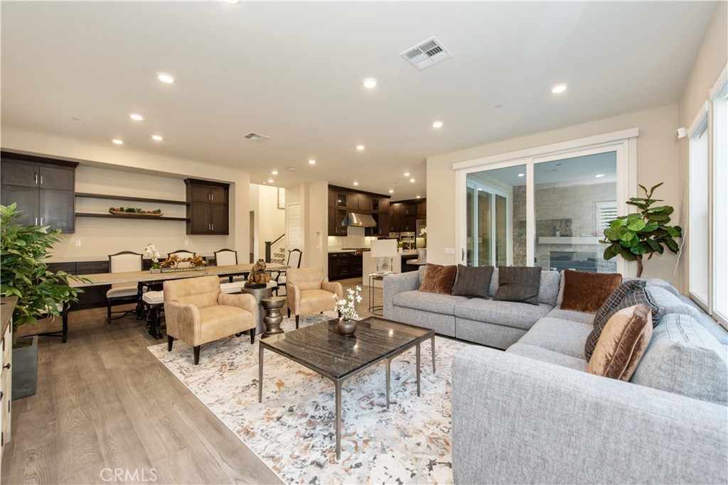 73 Einstein Way Irvine, CA 92618 - Photo 14 of 46