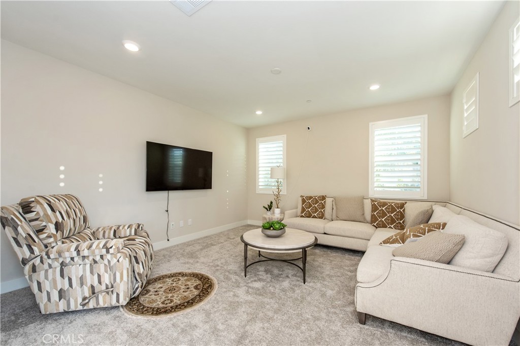 73 Einstein Way Irvine, CA 92618 - Photo 27 of 46