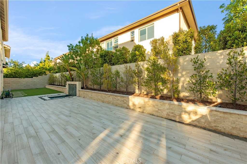 73 Einstein Way Irvine, CA 92618 - Photo 4 of 46