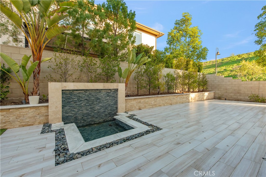 73 Einstein Way Irvine, CA 92618 - Photo 7 of 46