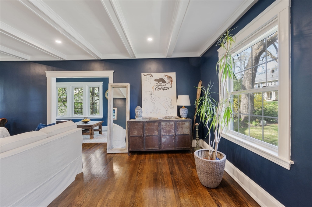 45 Cliff Road Milton, MA 02186 - Photo 11 of 30 Gallery Image 11