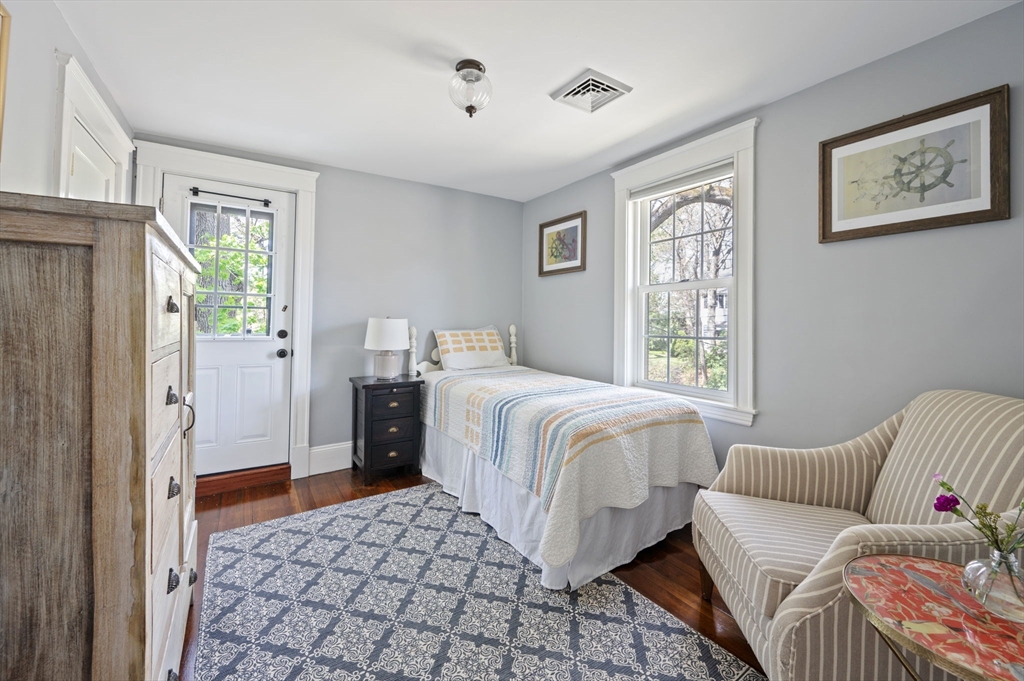45 Cliff Road Milton, MA 02186 - Photo 19 of 30 Gallery Image 19
